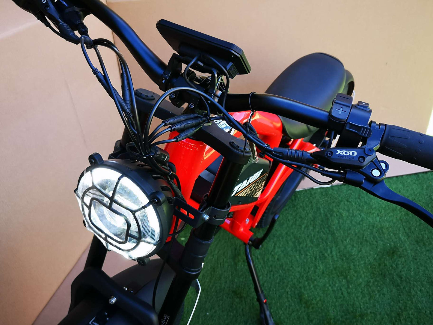 TAIQI XT600 Scrambler Motorbike Style E-bike - 500w (Red)