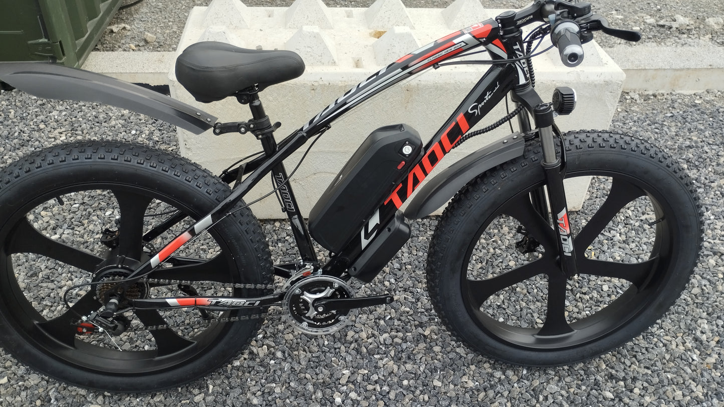 SOLD Taoci Python 1000w Ex-display, 13Ah.